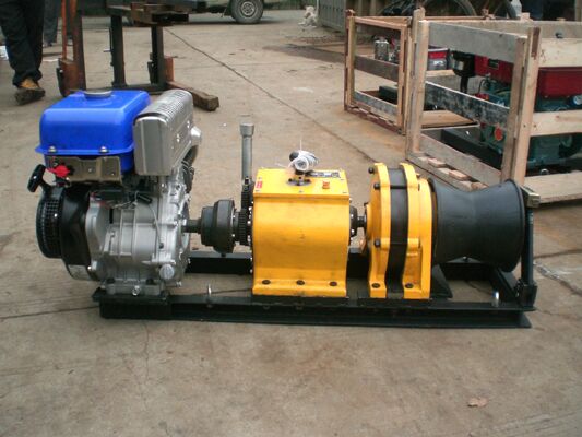 주문 5-Ton Gasoline-Powered Cable Winch Puller with Fast Line Speed for Heavy-Duty Wire Pulling online manufacture